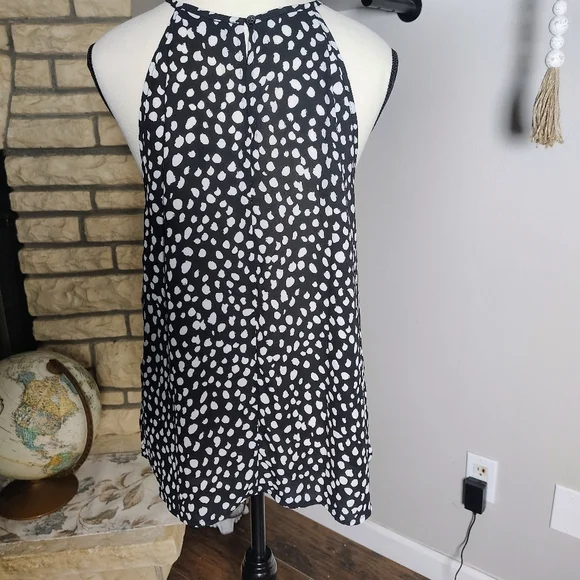 LOFT Monochrome Abstract Print Blouse - Picture 2 of 4